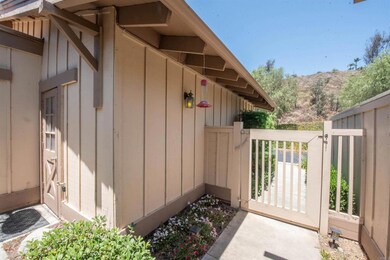 8563 Circle r Course Ln, Escondido, CA 92026 - photo 4