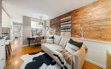 9 Hancock St unit 5, Boston, MA 02114 - photo 3