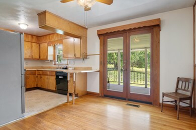 2070 Twin Oaks Ave, Pulaski, VA 24301 - photo 7