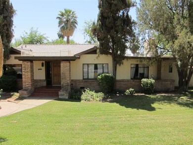 NICE HOME AMAZING LOCATION & LOT SIZE