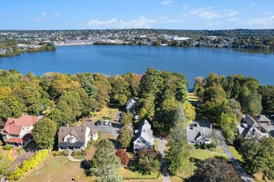 28 Holden St, Worcester, MA 01605 - photo 2