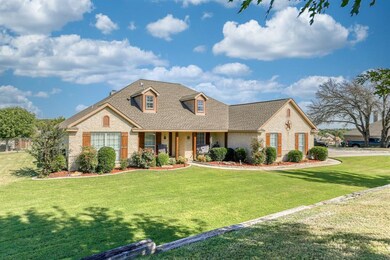 180 Cooperstown Dr, Springtown, TX 76082 - photo 2