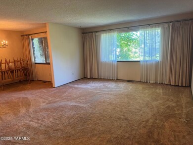 5901 Barge St unit 43, Yakima, WA 98908 - photo 7