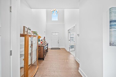 507 Walker Pointe Dr, Commercial Point, OH 43116 - photo 4