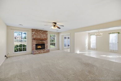 1212 W Laredo St, Haskell, OK 74436 - photo 3