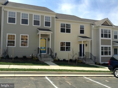 745 Pin Oak Ct, Prince Frederick, MD 20678 - photo 2