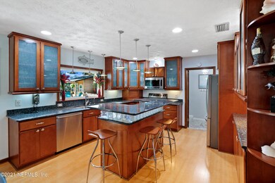 2638 West End St (27)