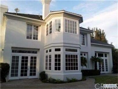Back View of the House, Many windows bring abundan