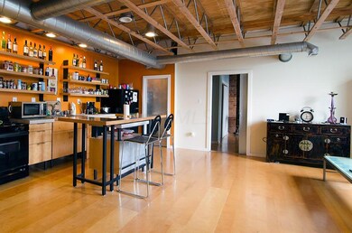 Living Room-Kitchen