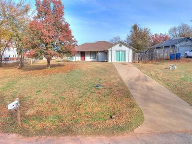 1714 E University Ave, Guthrie, OK 73044 - photo 2