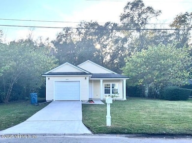 6224 Barry Dr W, Jacksonville, FL 32208 - photo 2