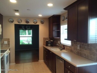 8234 Lakemont Dr, Jacksonville, FL 32216 - photo 2