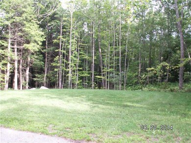 344 Elm St, Mechanic Falls, ME 04256 - photo 3