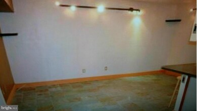 11607 Stoneview Square unit 2B, Reston, VA 20191 - photo 6