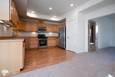 Kitchen_ELK05955-SMALL