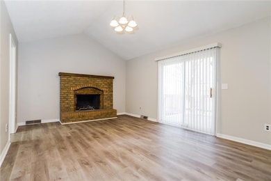 305 SE Westminister Rd, Blue Springs, MO 64014 - photo 2