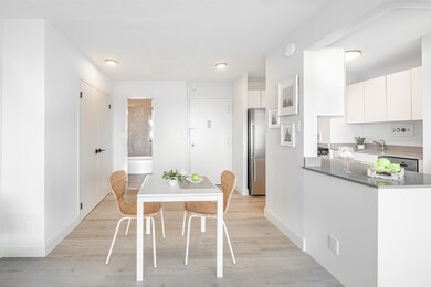 100 Montgomery St unit 14G, Jersey City, NJ 07302 - photo 5