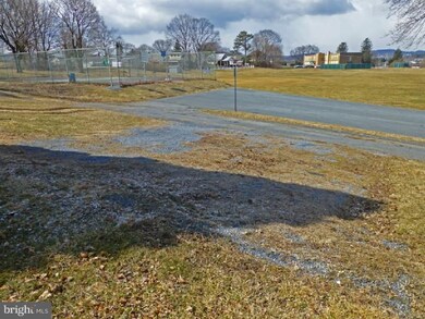 1115 Broadway Blvd, Reading, PA 19607 - photo 3