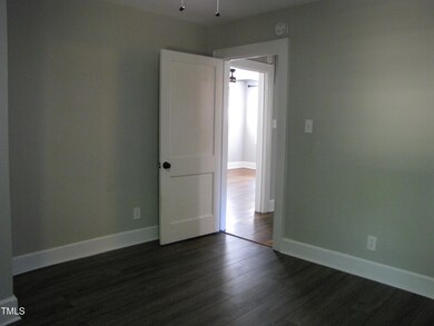 1802GuessBedroom