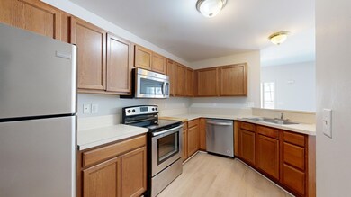 2048 Cloverly Ln unit 6, Ann Arbor, MI 48108 - photo 7