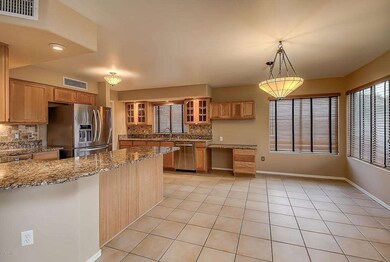 110-Kitchen_Overview_2