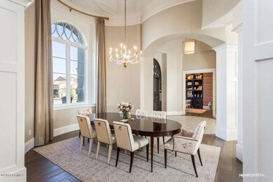 Elegant Dining Room
