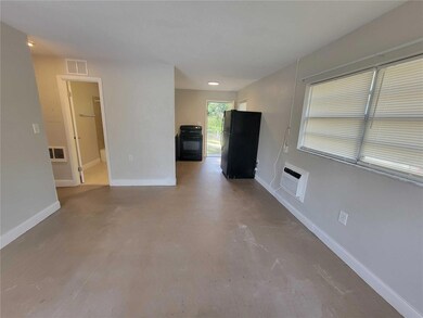 402 Peters St, Wildwood, FL 34785 - photo 4