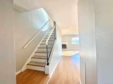 372 Monticello Dr unit 372, Branford, CT 06405 - photo 3