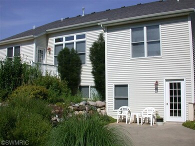 10930 Poplar Bluff Ct, Portage, MI 49024 - photo 6