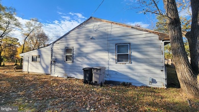 131 Jessup St, Paulsboro, NJ 08066 - photo 4