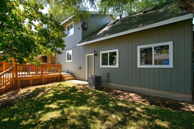 3208 NE Stonebrook Dr._004