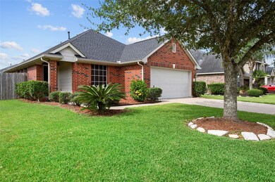Charming entrance with covered porch