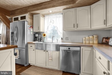 128 Valley Rd, Tamaqua, PA 18252 - photo 5