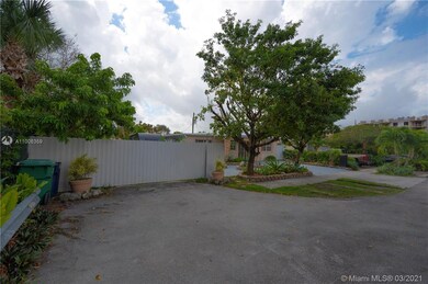 6854 SW 42nd St, Miami, FL 33155 - photo 7