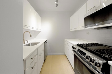 The Concorde unit 8J, New York, NY 10065 - photo 5