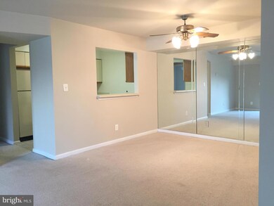 5825 Orchard Hill Ct unit 5825, Clifton, VA 20124 - photo 3
