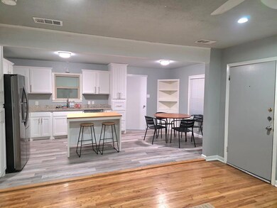 607 Leland St, Kerrville, TX 78028 - photo 7