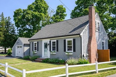 6 Danbury Rd, South Weymouth, MA 02190 - photo 2