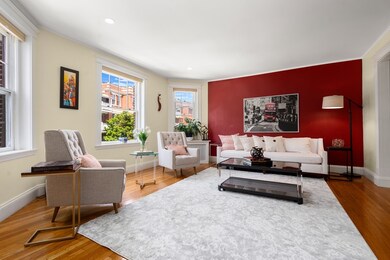 79 Pleasant St unit 2, Brookline, MA 02446 - photo 4