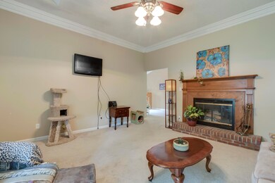 05_ChathamCircle_2648_Living04