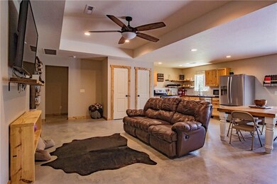 10870 Bray Rd, Elkins, AR 72727 - photo 3