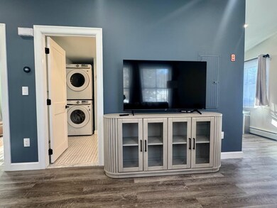 9 Hilda Ave, Derry, NH 03038 - photo 5