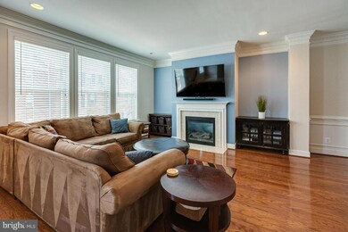 2045 Blunt Ln, Alexandria, VA 22303 - photo 5