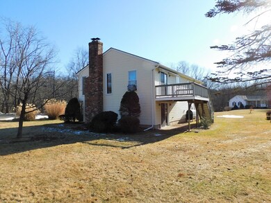 120 Larivee Ln, West Springfield, MA 01089 - photo 6