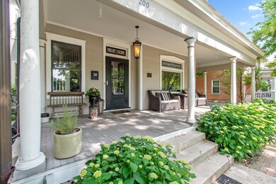 200 N. Franklin St-105