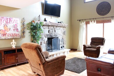 112 Waldron Ln, Muncy, PA 17756 - photo 3