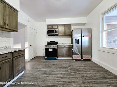 501-503 Blackman St, Wilkes-Barre, PA 18702 - photo 4