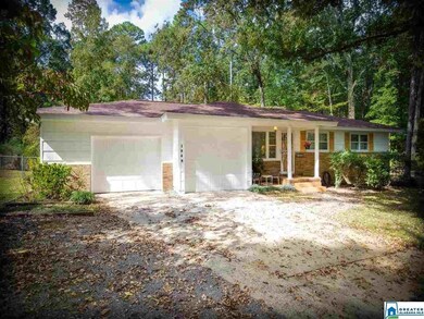 1668 Lake Dr NE, Center Point, AL 35215 - photo 2