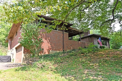 7714 Forest Rd, Cincinnati, OH 45255 - photo 3