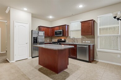 15842 Lost Anchor Way Ln, Houston, TX 77044 - photo 7